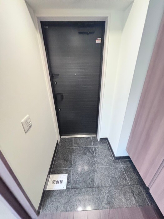 物件内観写真13　(玄関)