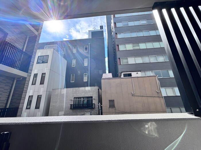 物件内観写真15　(室内からの展望)