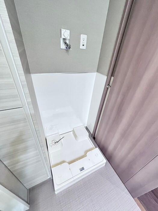 物件内観写真17　(洗濯機置場)