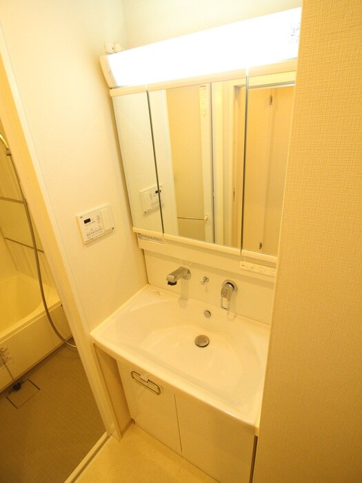 物件内観写真9　(洗面)