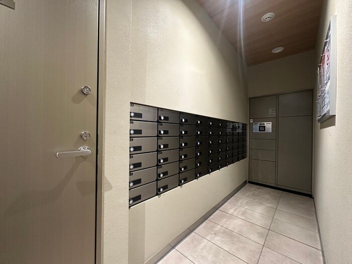 物件外観写真4　(建物設備)