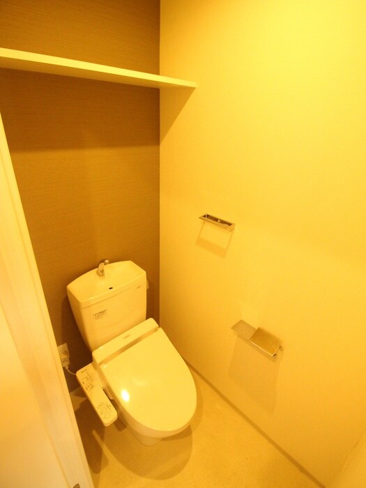 物件内観写真12　(トイレ)