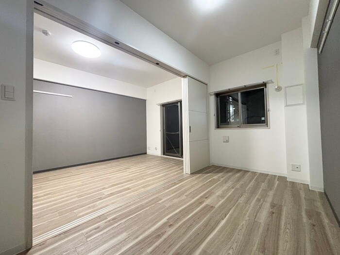 物件内観写真9　(居室)