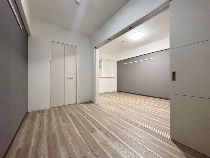 物件内観写真10　(居室)