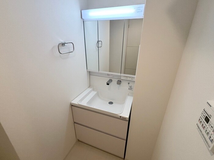 物件内観写真15　(洗面)