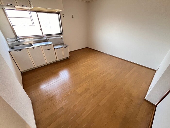 物件内観写真5　(居室)