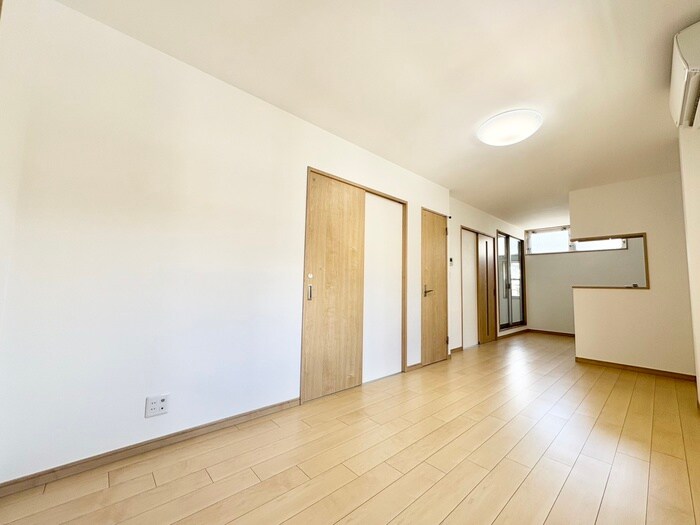 物件内観写真6　(居室)