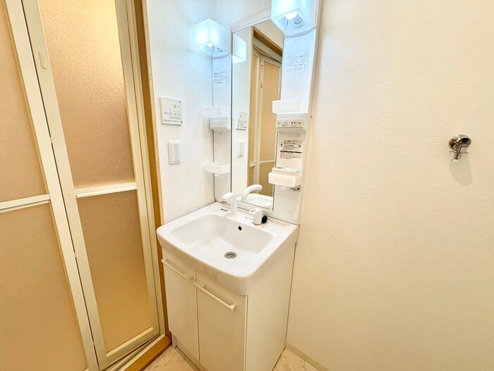 物件内観写真12　(洗面)