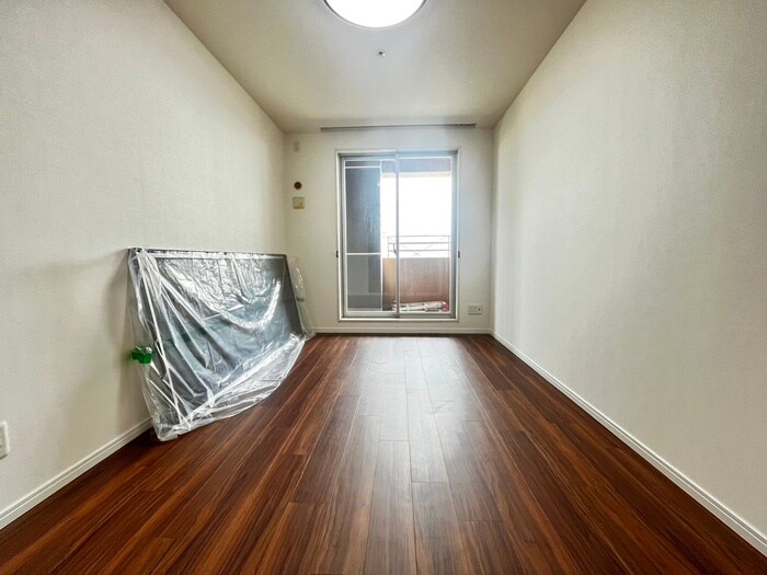 物件内観写真13　(居室)