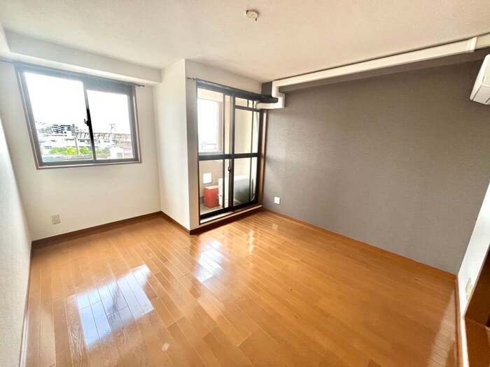 物件内観写真9　(居室)