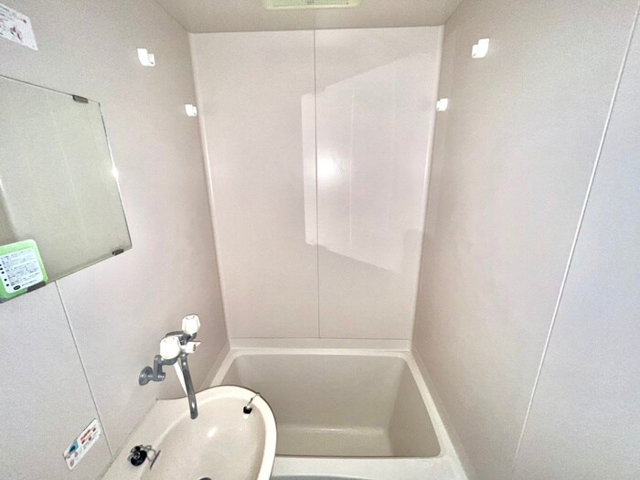 物件内観写真12　(バス／シャワールーム等)