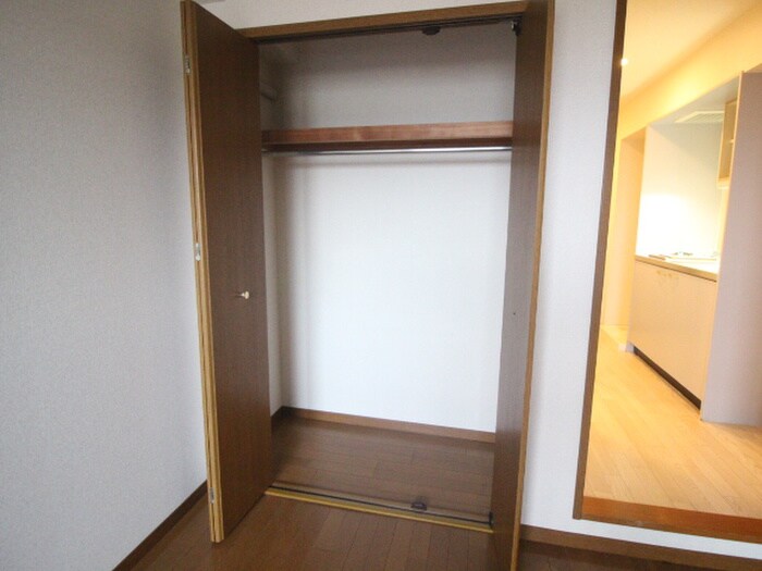 物件内観写真13　(収納)