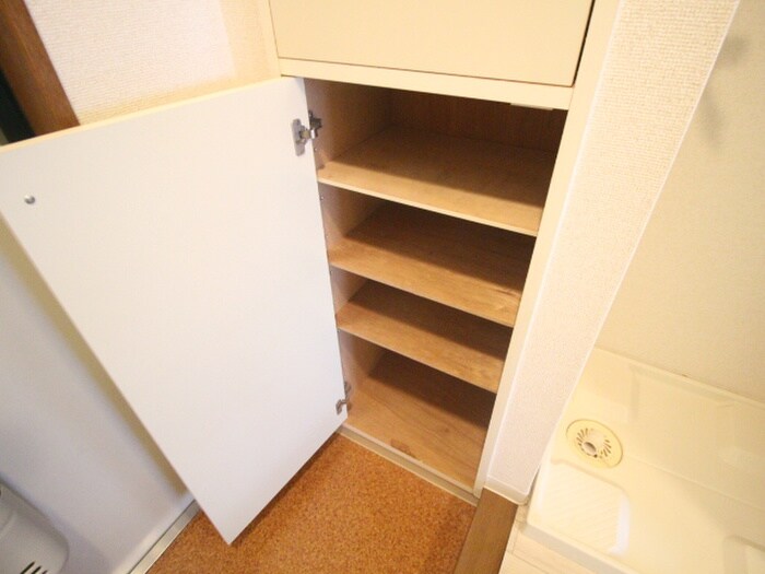 物件内観写真16　(靴箱)