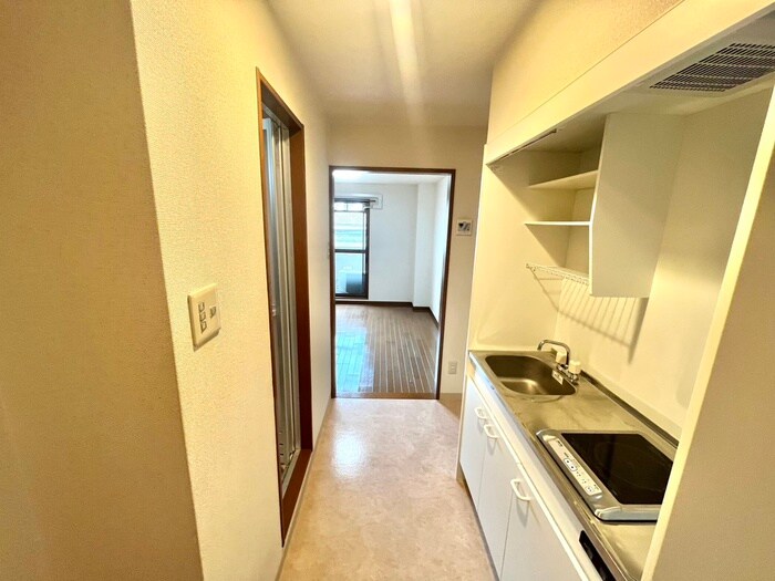 物件内観写真20　(廊下)