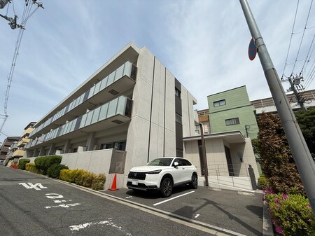 Lavia背戸口外観写真