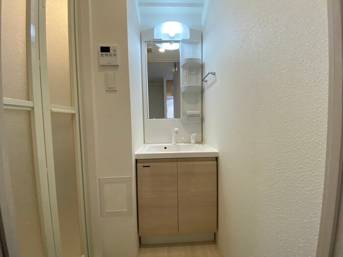 物件内観写真10　(洗面)