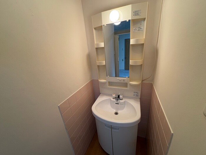 物件内観写真11　(洗面)