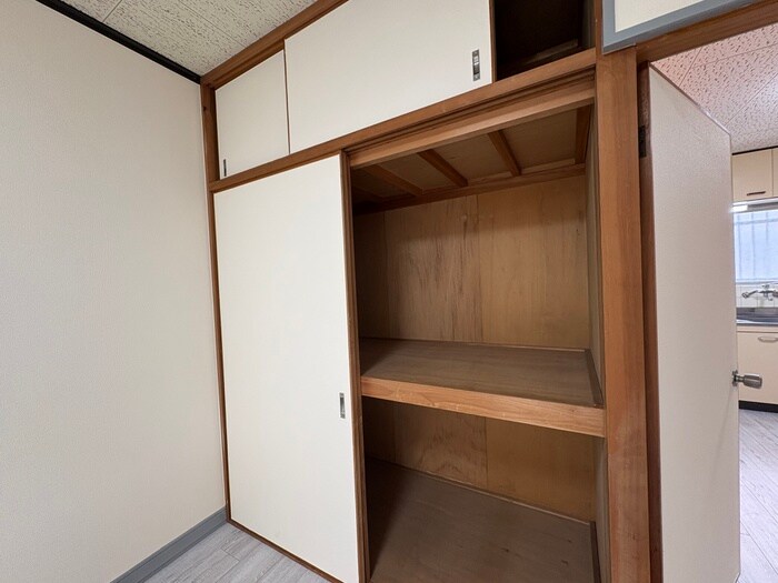物件内観写真14　(収納)