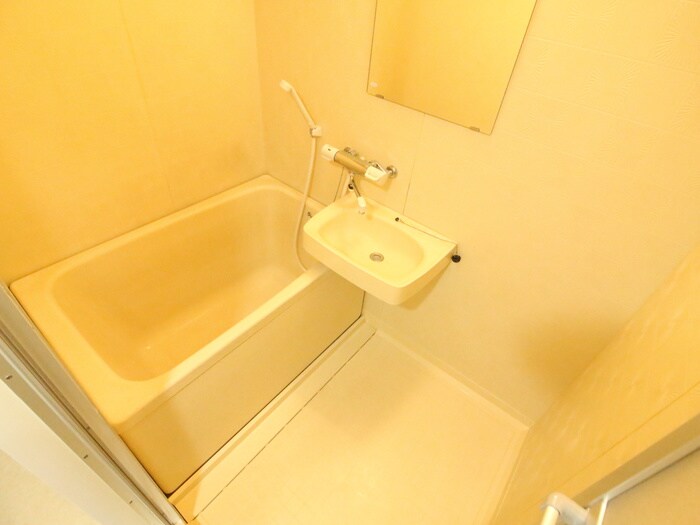 物件内観写真12　(バス／シャワールーム等)