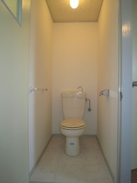 物件内観写真12　(トイレ)