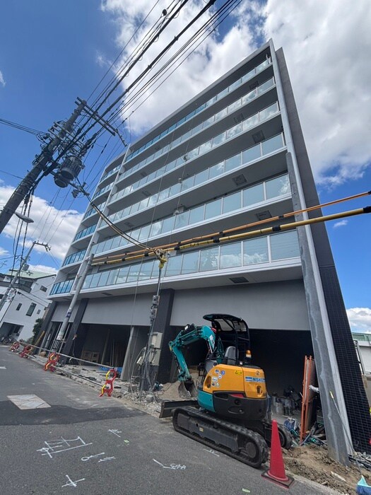 物件外観写真1　(建築中)