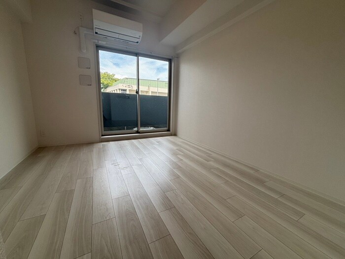 物件内観写真4　(居室)