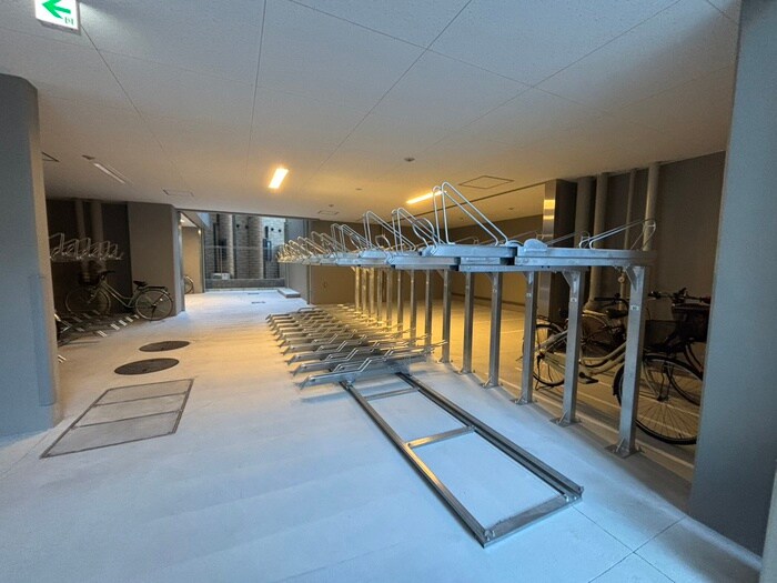 物件外観写真5　(駐輪場)