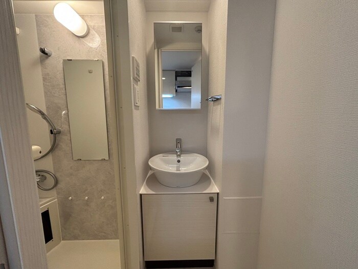 物件内観写真10　(洗面)