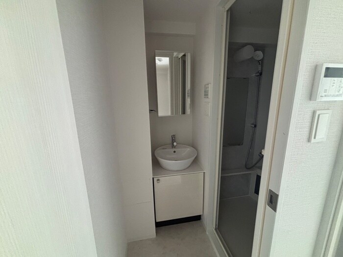 物件内観写真11　(洗面)