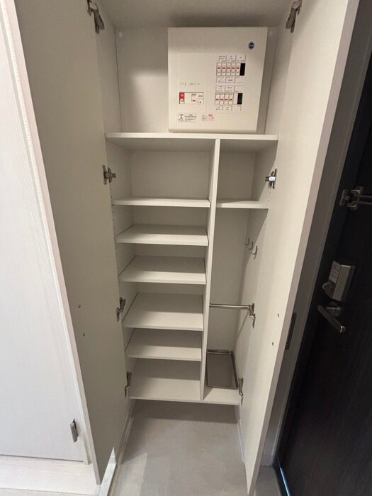 物件内観写真13　(収納)