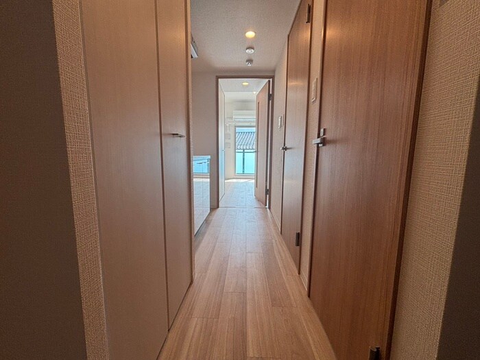 物件内観写真14　(廊下)