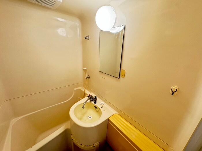 物件内観写真12　(洗面)