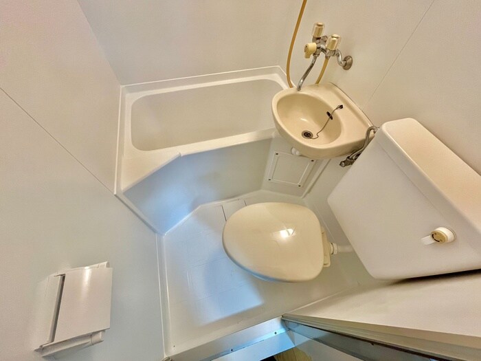 物件内観写真8　(トイレ)