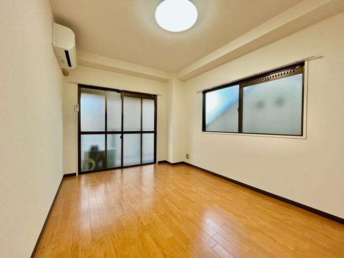 物件内観写真12　(居室)