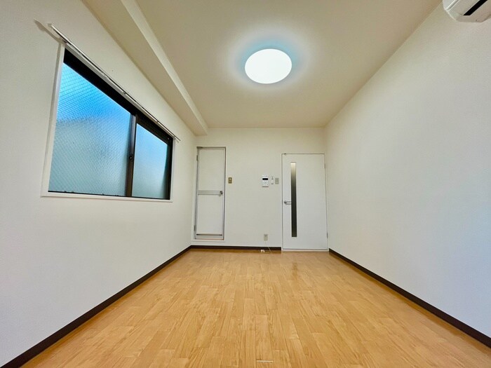 物件内観写真16　(居室)