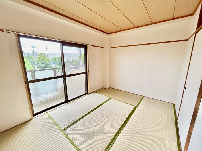 物件内観写真8　(居室)