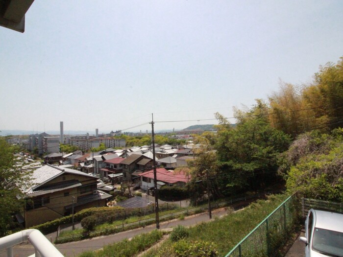 物件内観写真22　(室内からの展望)