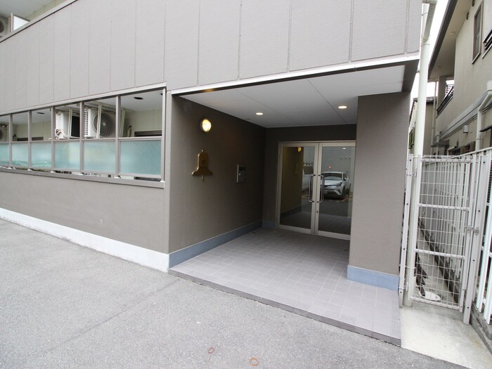 物件外観写真2　(建物設備)