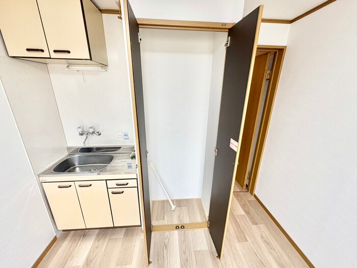 物件内観写真16　(収納)