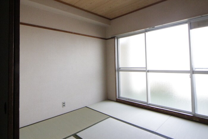 物件内観写真13　(居室)