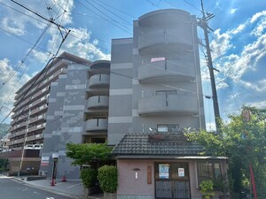 マンショングレ－ス外観写真