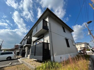 ガ－デンスクエア祝園Ａ棟外観写真