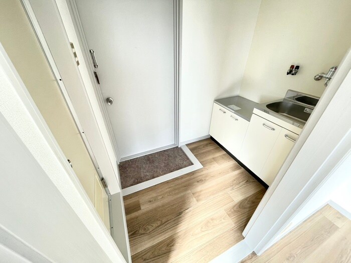 物件内観写真11　(洗濯機置場)