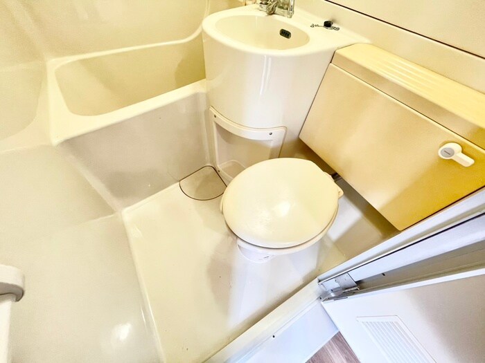 物件内観写真14　(トイレ)