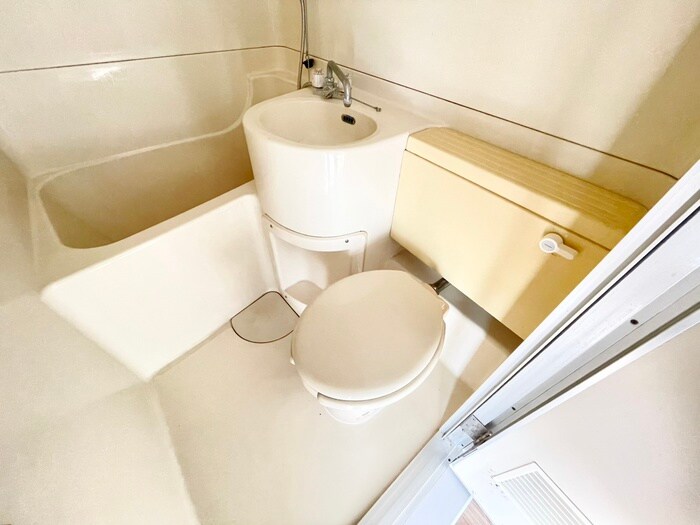 物件内観写真14　(トイレ)