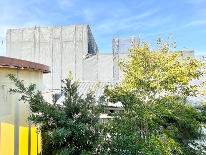 物件内観写真18　(室内からの展望)