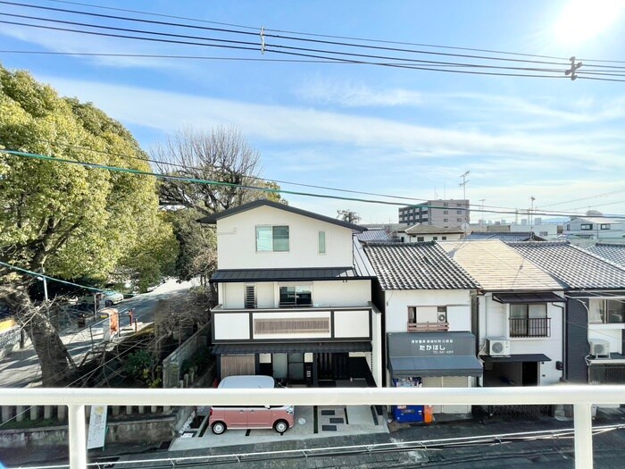 物件内観写真18　(室内からの展望)