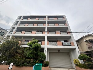 ｸﾞﾗﾝ・ﾄﾞﾑｰﾙ甲子園口Ⅱ（201）外観写真