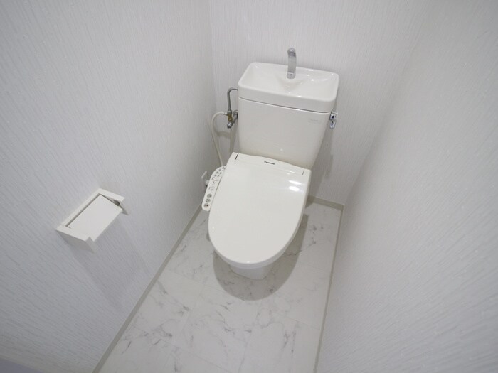 物件内観写真13　(トイレ)