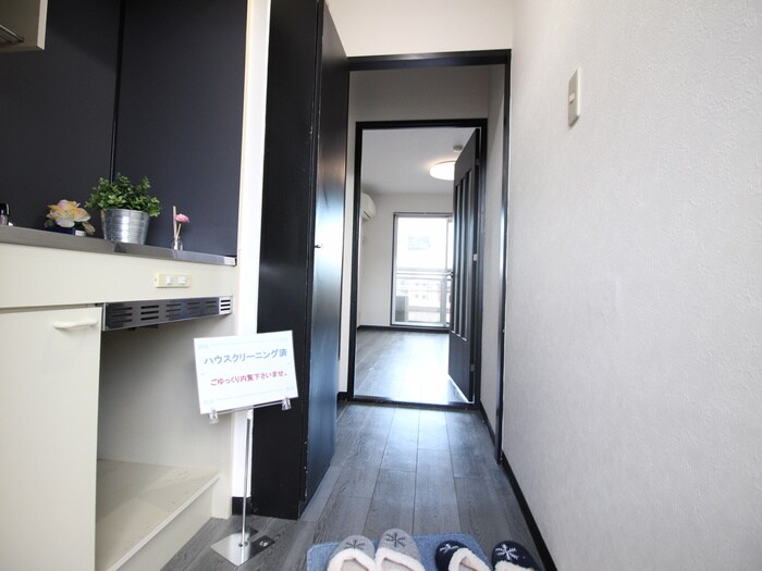 物件内観写真22　(玄関)